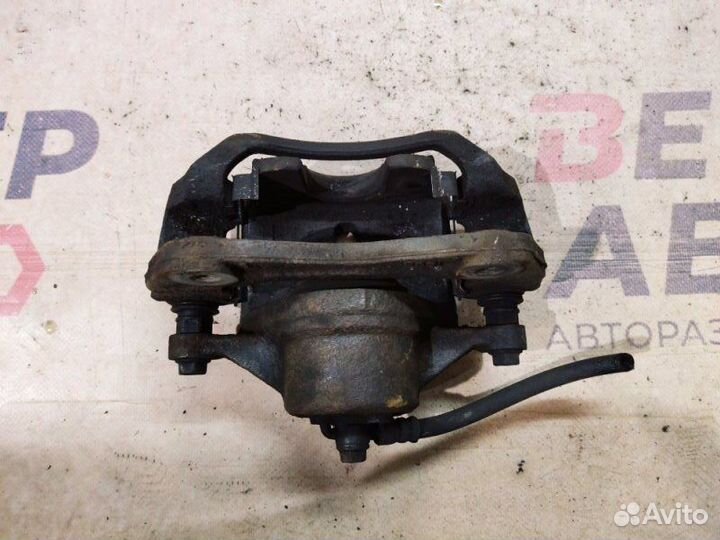 Суппорт тормозной передний правый Hyundai i30