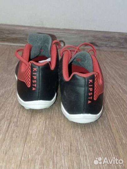 Детские футбольные бутсы 35 размер