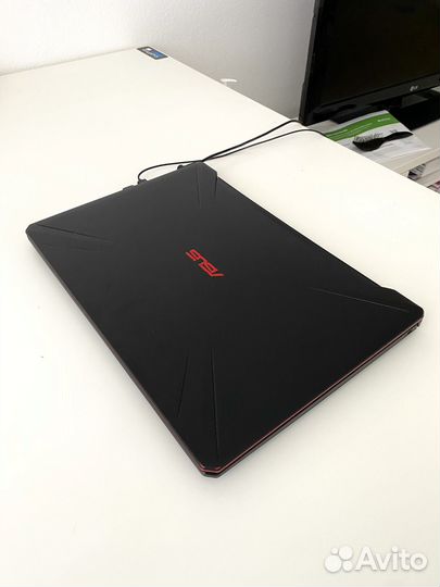 Игровой ноутбук 17 дюймов