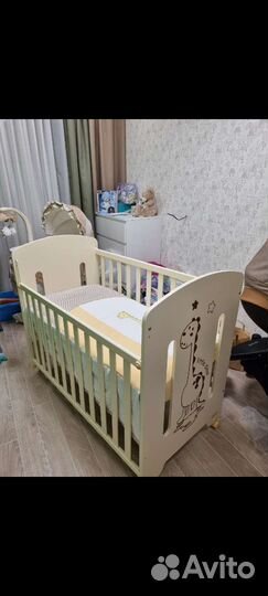 Детская кроватка