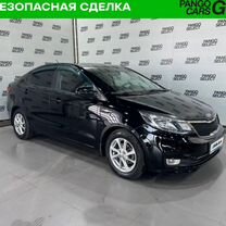 Kia Rio 1.4 MT, 2015, 112 000 км, с пробегом, цена 1 014 000 руб.