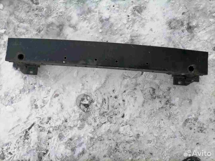 Усилитель бампера передний Mitsubishi Airtrek CU2W