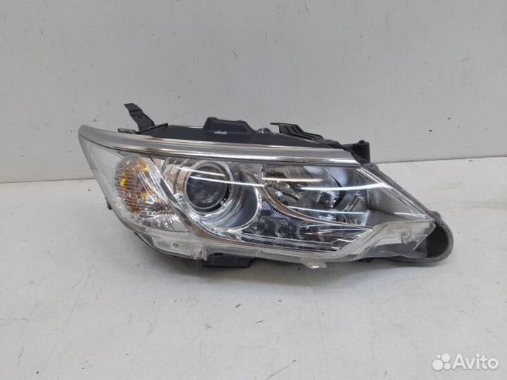 Фара правая Toyota Camry V55 2014-2017