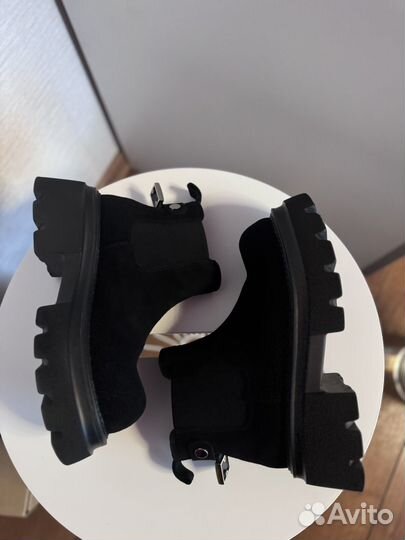 Полуботинки женские натуральная замша весна