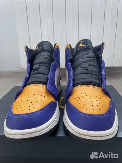 Кроссовки Air Jordan 1 Mid Lakers RU 43.5, US 9.5