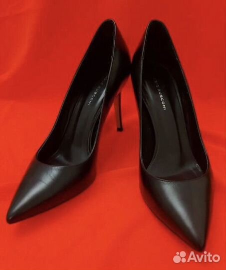 Туфли лодочки 39 40