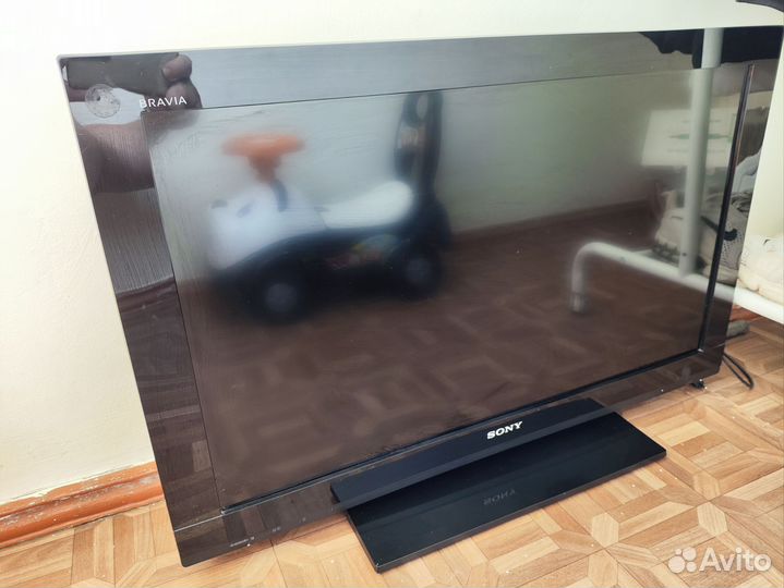 Телевизор Sony bravia 32 дюйма
