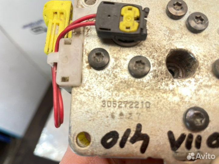 Пиропатрон ремня безопасности передний Toyota