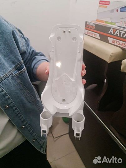 Держатель для пылесоса