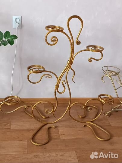 Подставка для цветов напольная