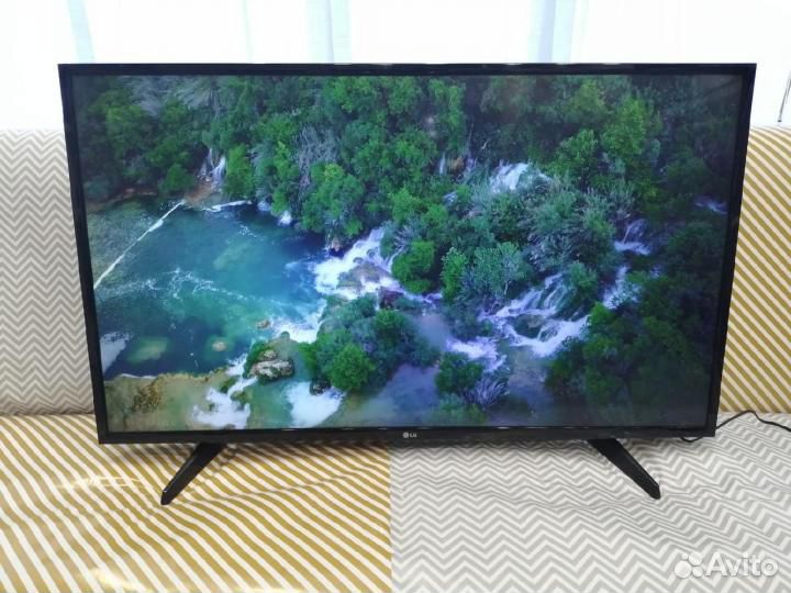 Огромный LG 110 SM Smart TV -WiFI FullHd 1920x108