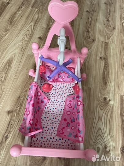 Игрушечная кроватка