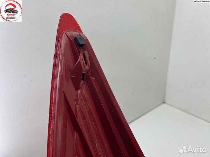 Фонарь задний правый б/у Nissan Tiida