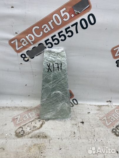 Toyota Land Cruiser 200 форточка