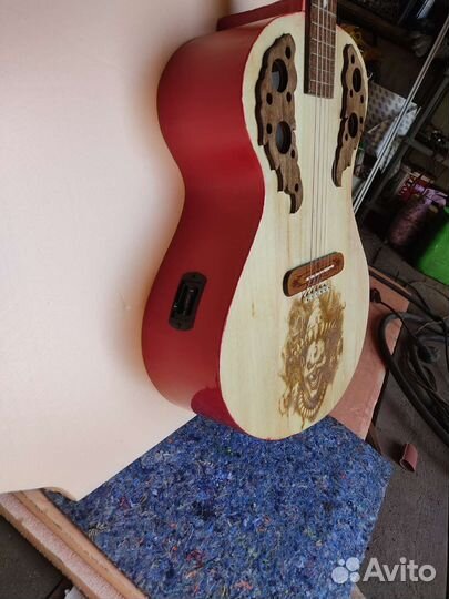 Электроакустическая гитара