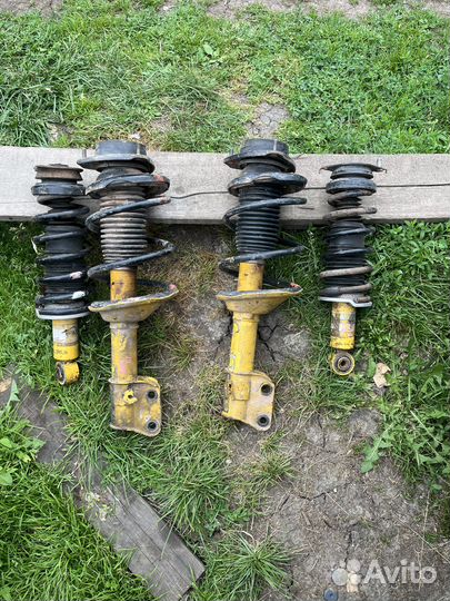 Стойки Subaru legasy Lancaster