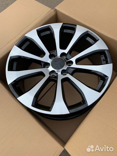 Диски для на Кадиллак Cadillac Escalade R22