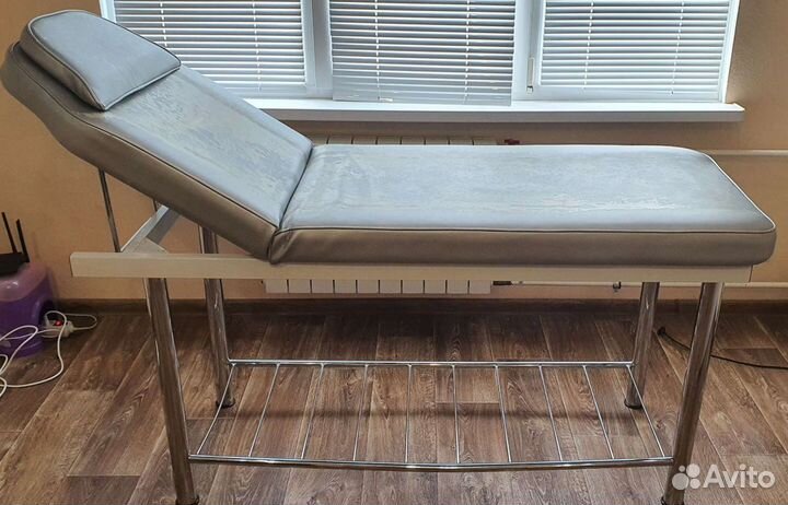 Массажный стол