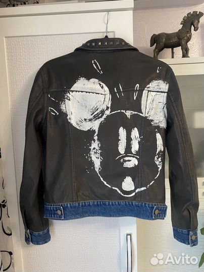 Джинсовая куртка женская