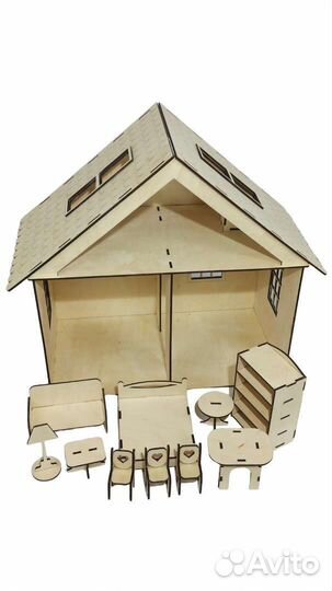Домик кукольный