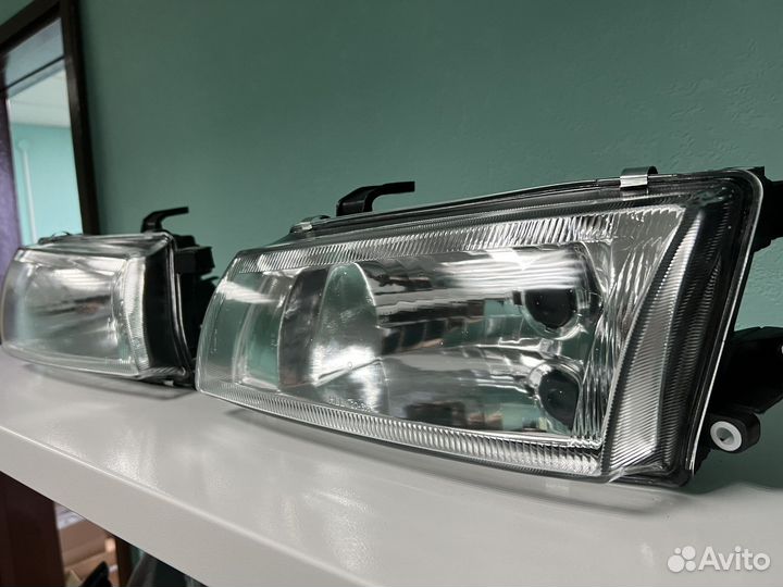 Фары Toyota Carina «Улыбка»