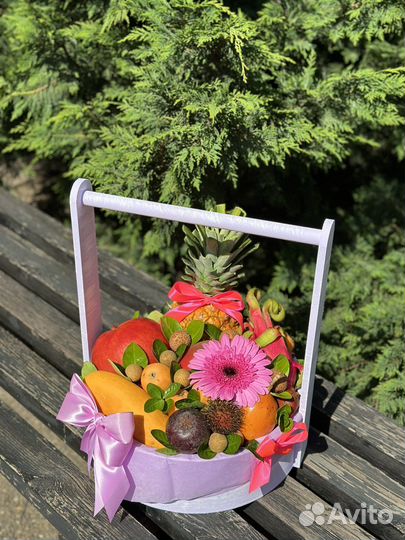 Экзотические фрукты Краснодар корзина фруктовая