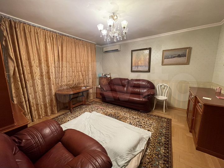 Комната 18 м² в 2-к., 6/14 эт.