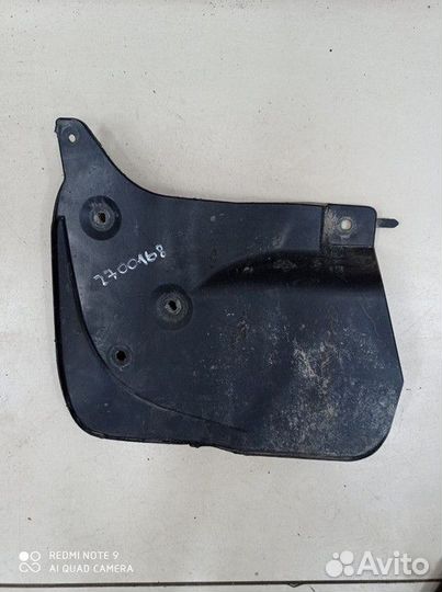 Брызговик передний правый Lexus LX