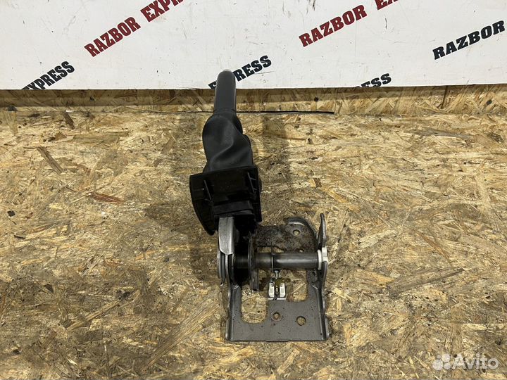 Рычаг стояночного тормоза Ford Mondeo IV 4