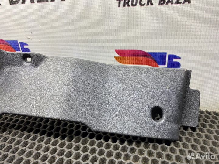 Накладка торпедо Scania 4-series
