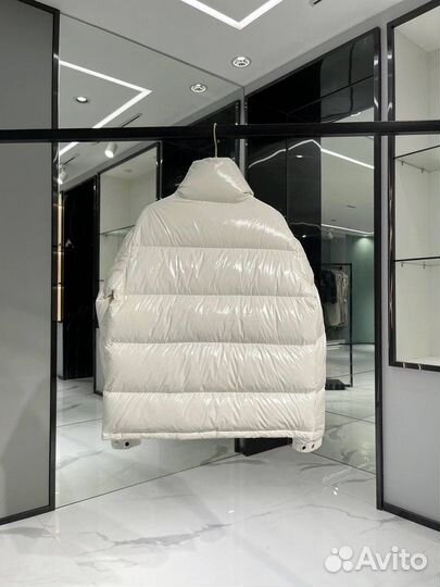 Пуховик Moncler женский