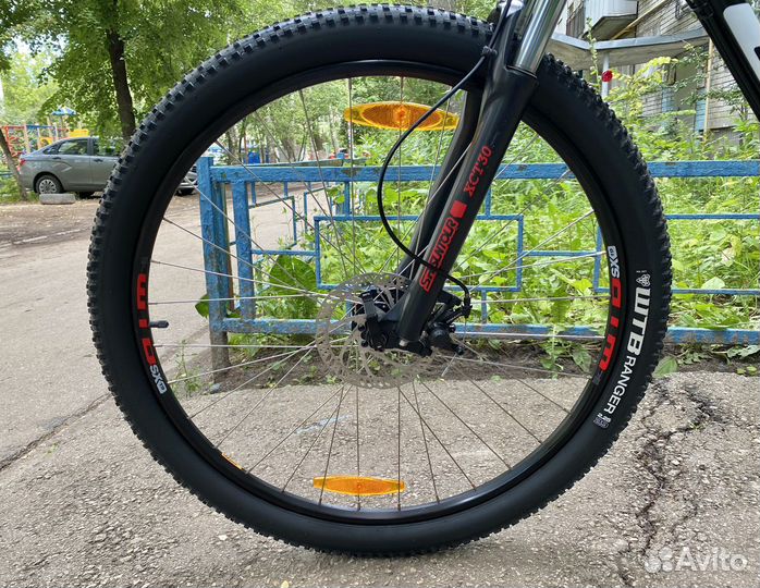 Велосипед GT Agressor Comp 29R