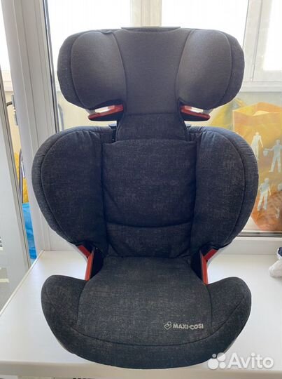 Автокресло maxi-cosi
