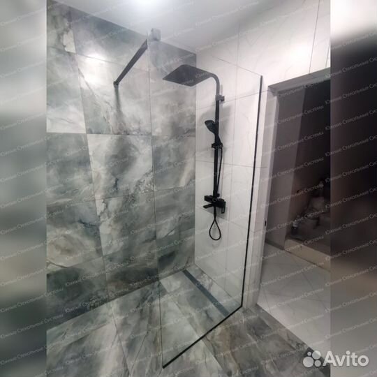 Душевая стеклянная перегородка новая