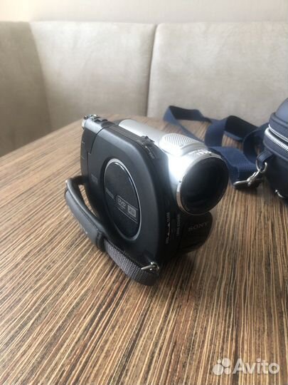 Видеокамера sony handycam