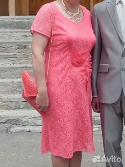 Платье праздничное