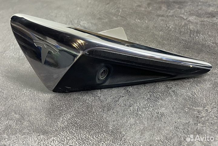 Камера левая хром tesla M3/Y 112510600C