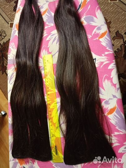 Волосы не натуральные, на заколках 50 см