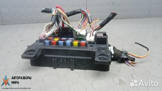 Блок предохранителей Citroen C-Crosser 2008