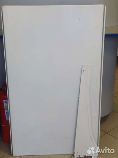 Металлические полки для торговых стеллажей