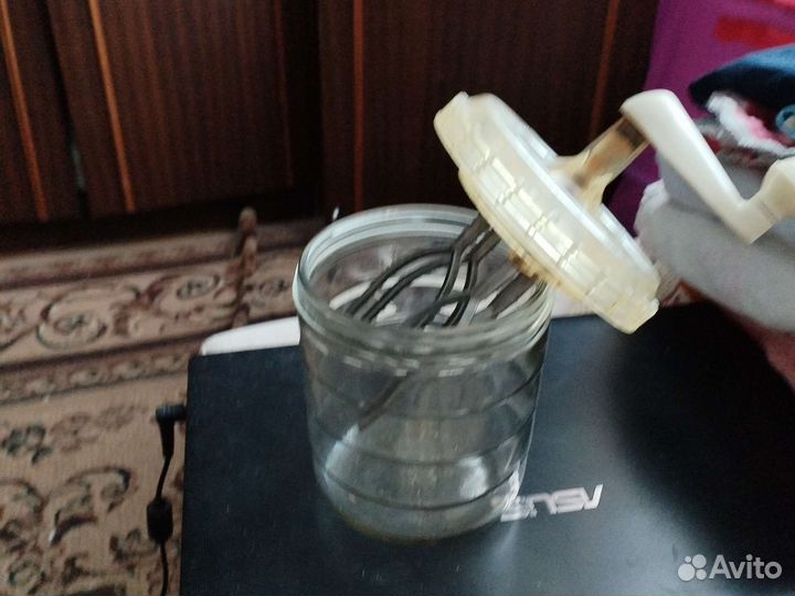 Кремовзбивалка ручная