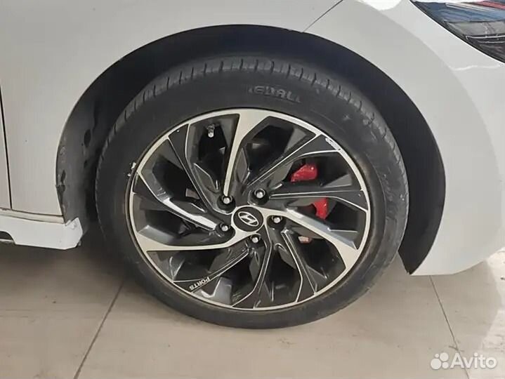 Hyundai Elantra 1.4 AT, 2020, 25 000 км