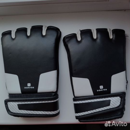 Перчатки domyos