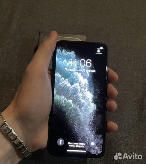 iPhone 11 Pro, 64 ГБ