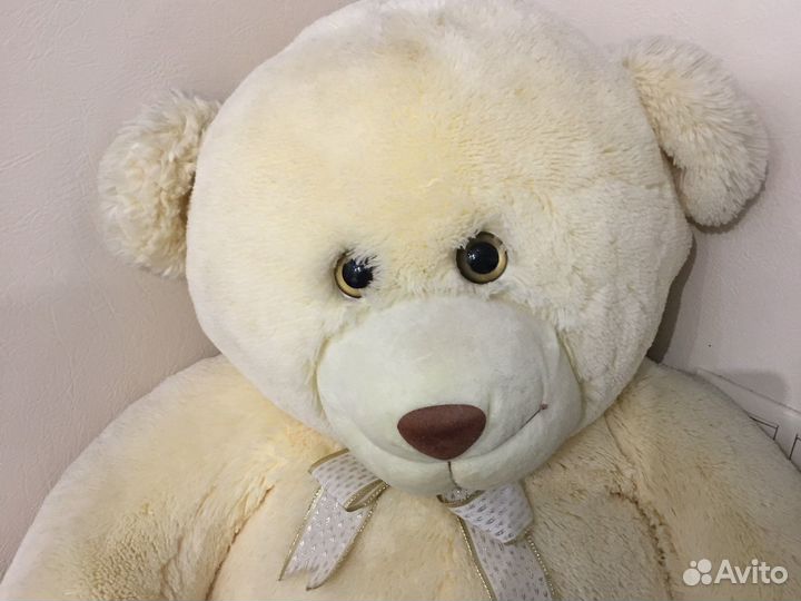 Большие плюшевые медведи