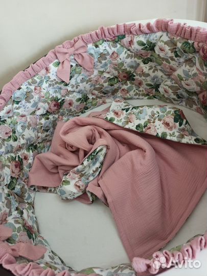 Бортики в кроватку