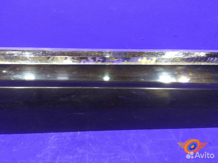 Молдинг на дверь передний правый Volkswagen