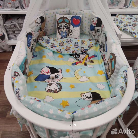 Постельное белье с бортиками и балдахином