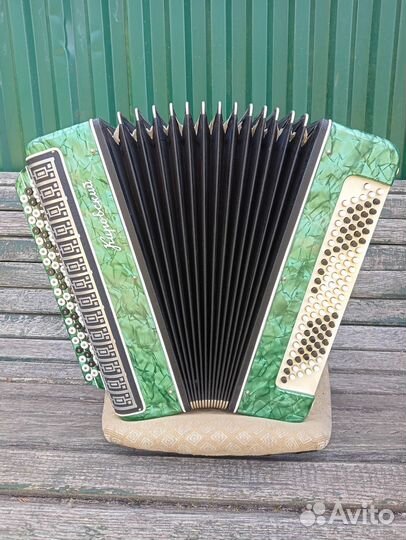 Баян Кировский