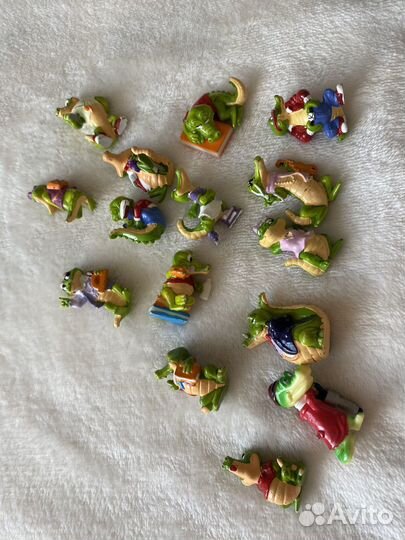 Игрушки киндер сюрприз